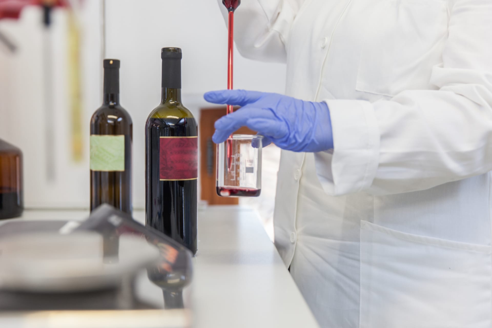 Analyses et prestations production de vin