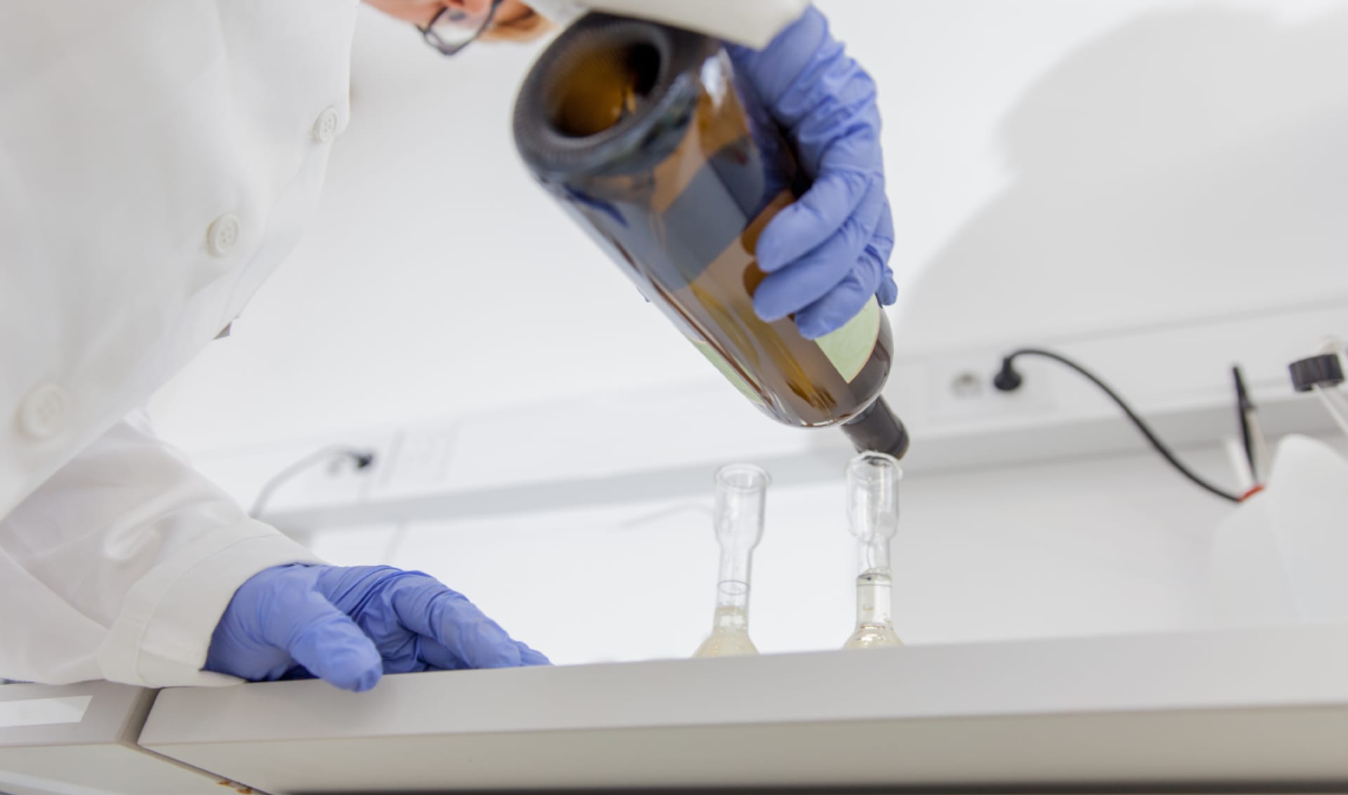Analyses et prestations production de vin