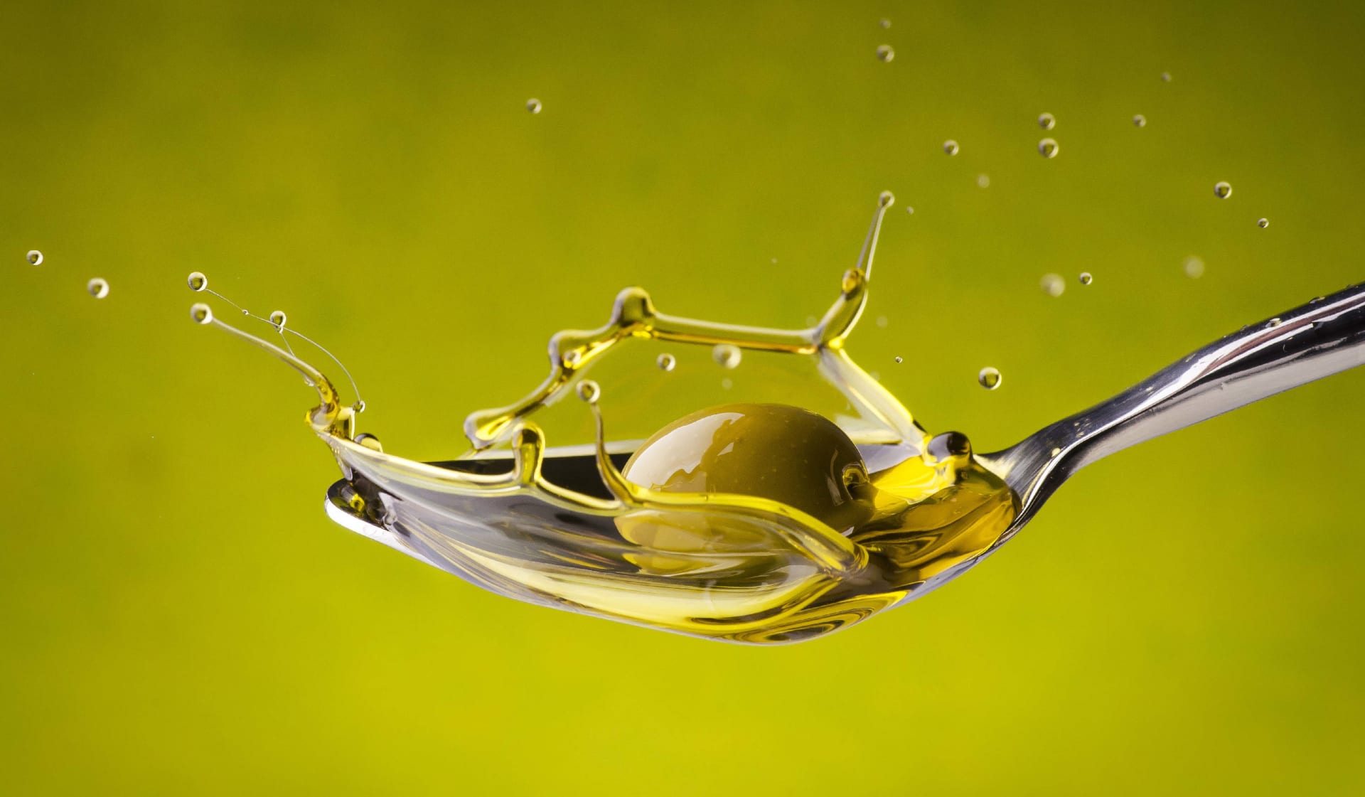 AEB Group technologies and enzymes to optimise the extra virgin olive oil extraction process